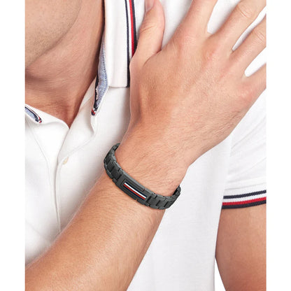 צמיד מתכת לגבר TOMMY HILFIGER מקולקציית MASON עם לוגו המותג דגם 2790597