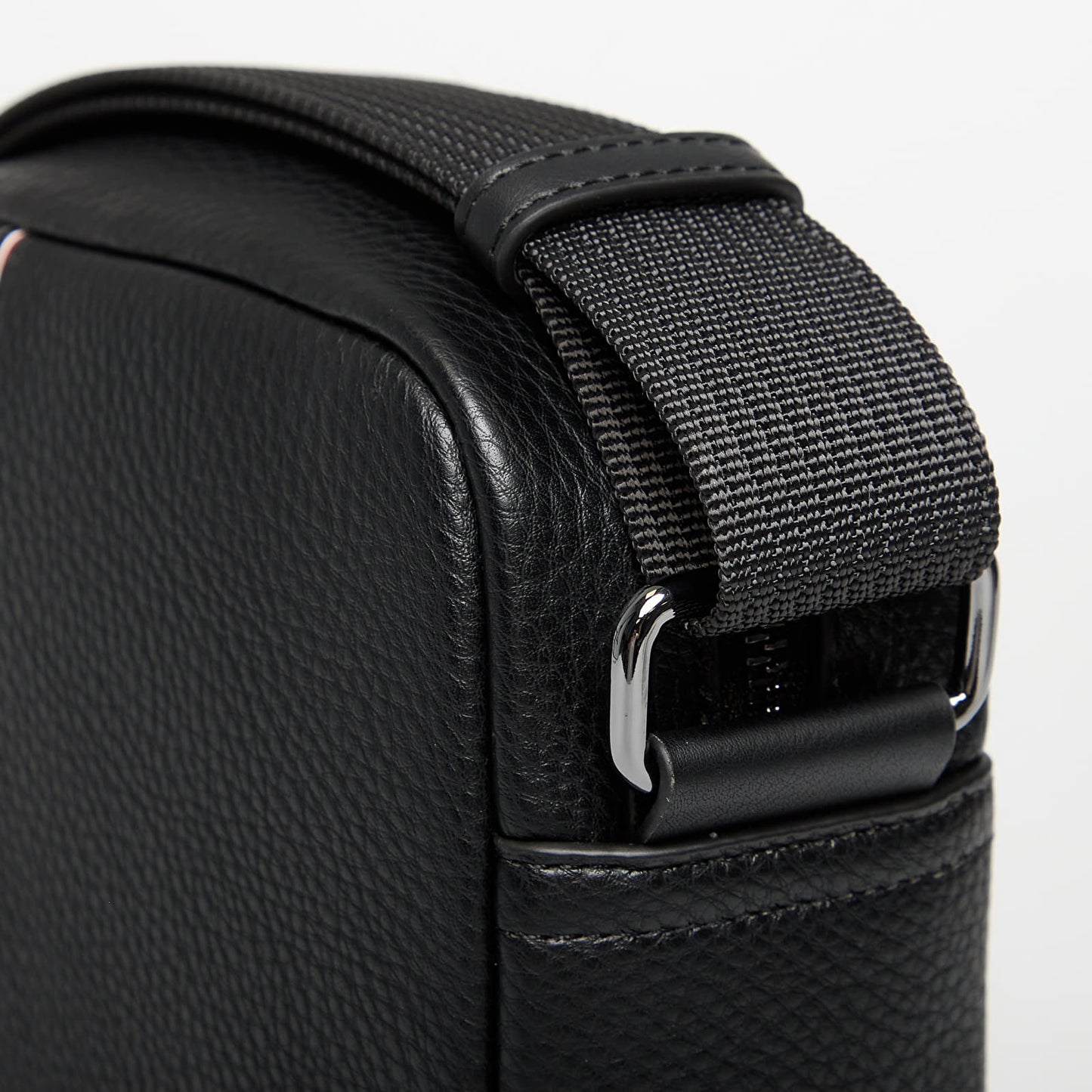 תיק צד TOMMY HILFIGER לגבר AM0AM13632-BDS TOMMY HILFIGER