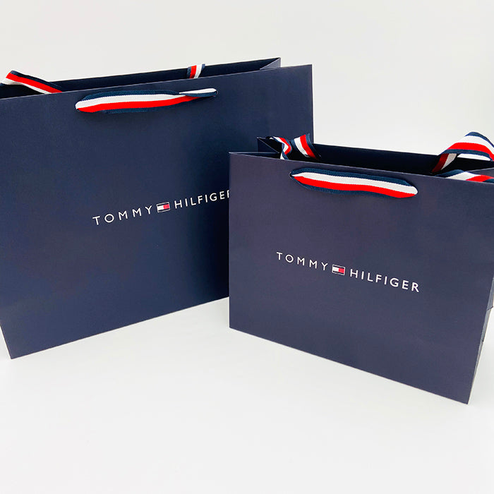 צמיד TOMMY HILFIGER לגבר עור כפול דק מקולקציית BRUCE LEATHER עם לוגו המותג דגם 2790655S