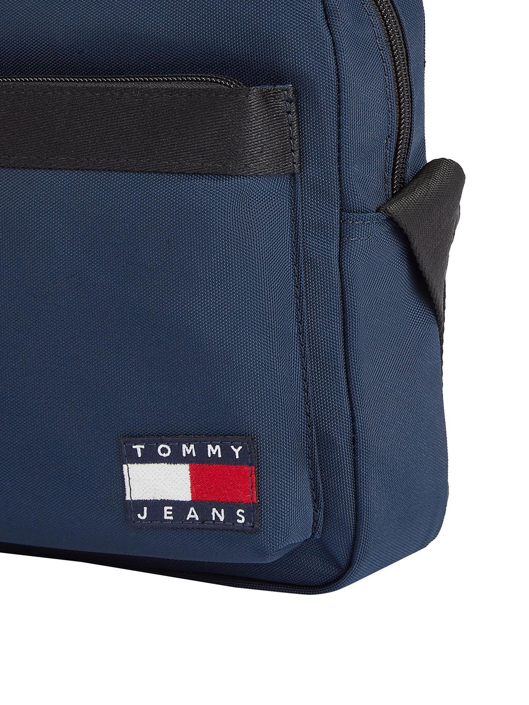 תיקים לגבר – brandsonline